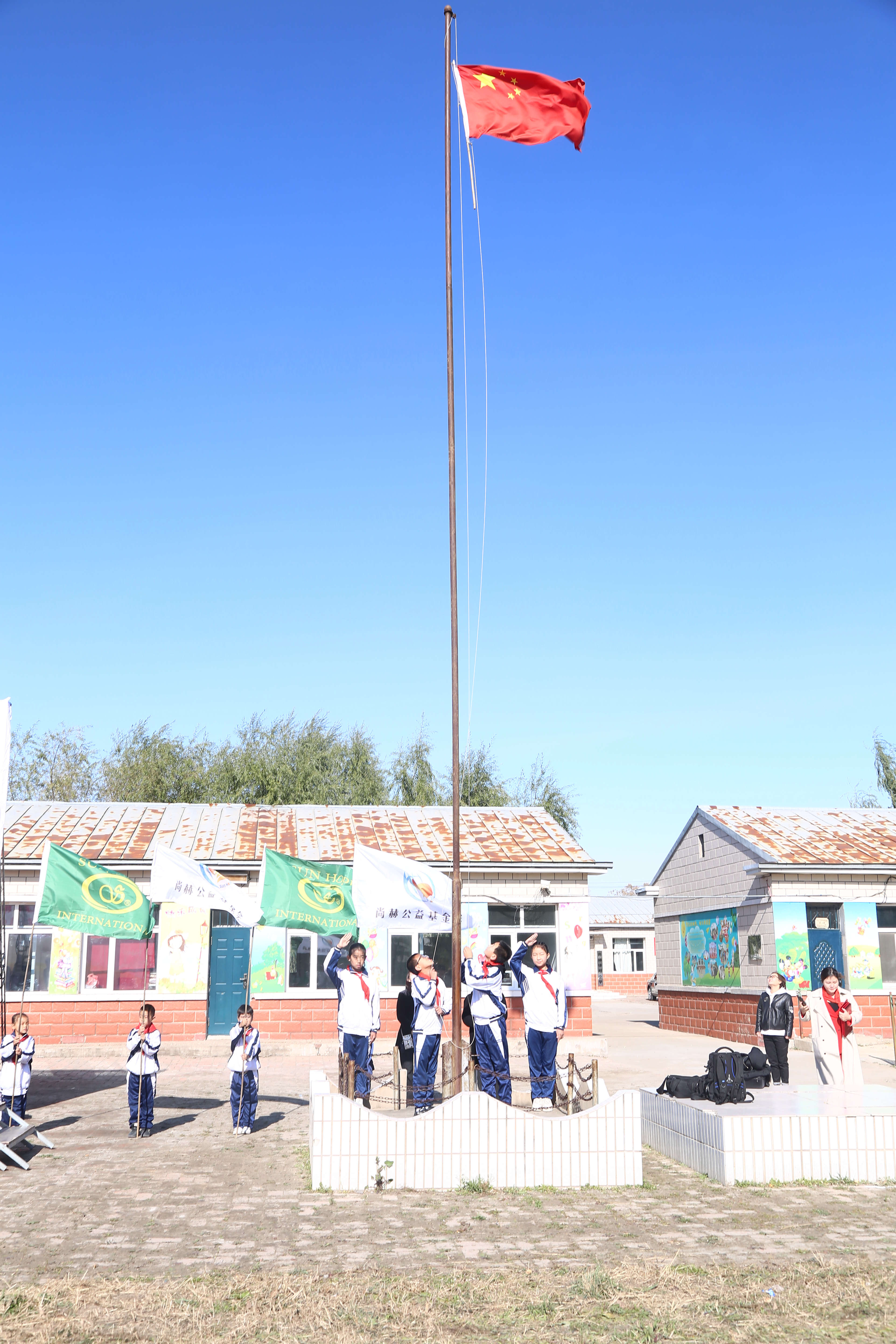 第194所 杜尔伯特蒙古族自治县铁东必一网页版登录入口徐超小学