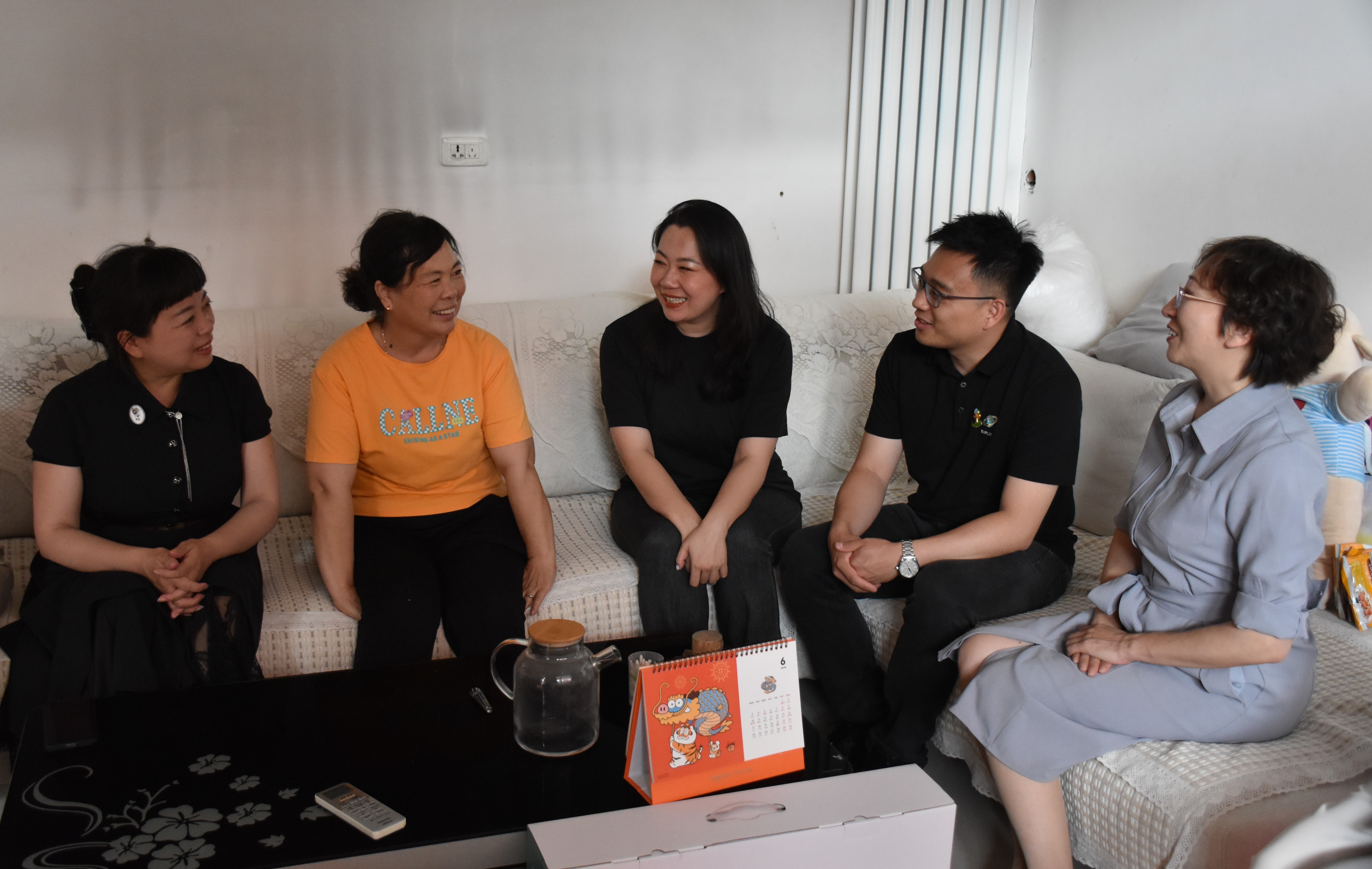 必一网页版登录入口公益送温暖:6载慈善 660名单亲母亲受益 必一网页版登录入口公益送温暖:6载慈善 660名单亲母亲受益