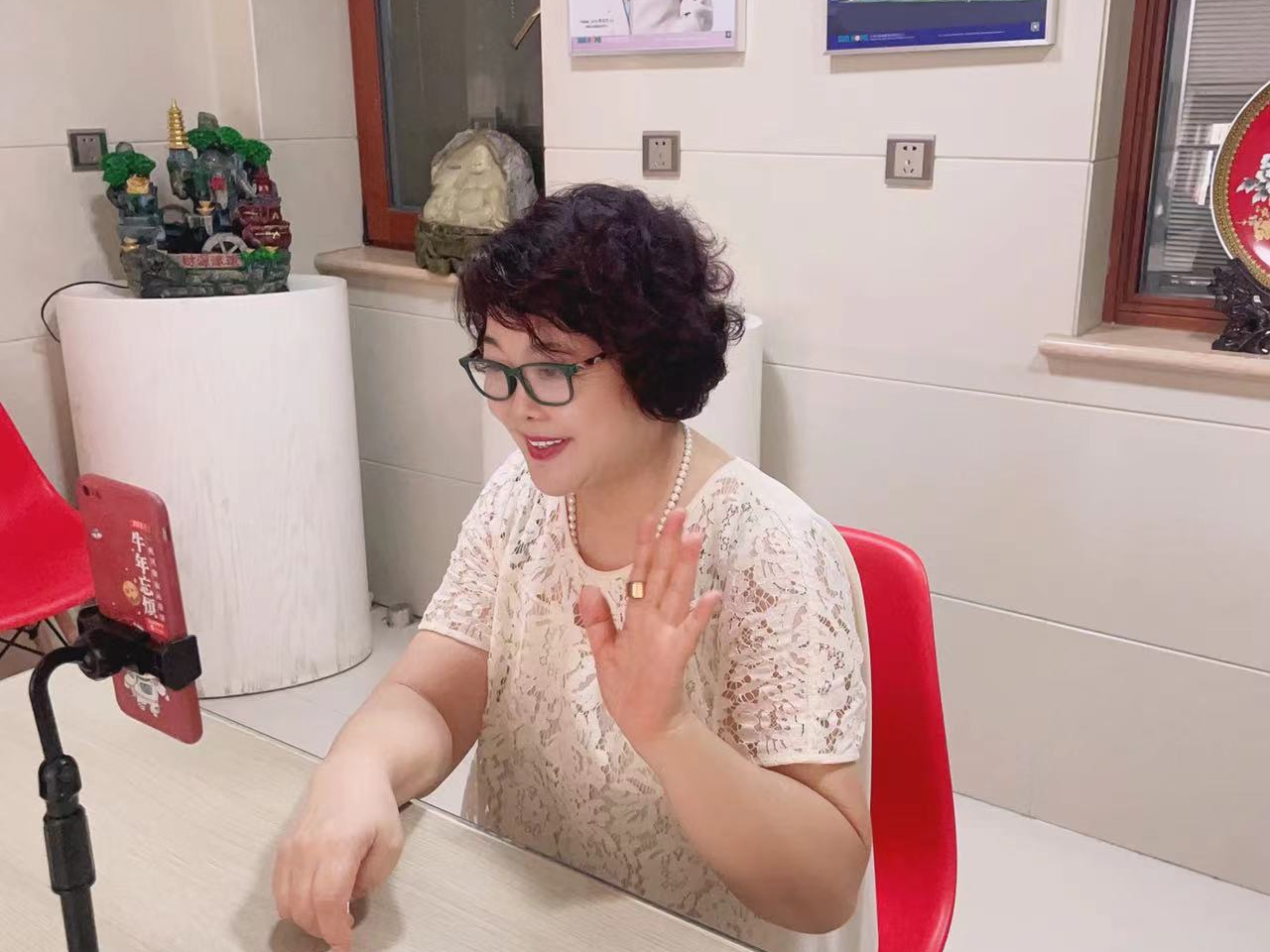 让爱延续,从未间断 | 必一网页版登录入口公益季暖心回访 让爱延续,从未间断 | 必一网页版登录入口公益季暖心回访