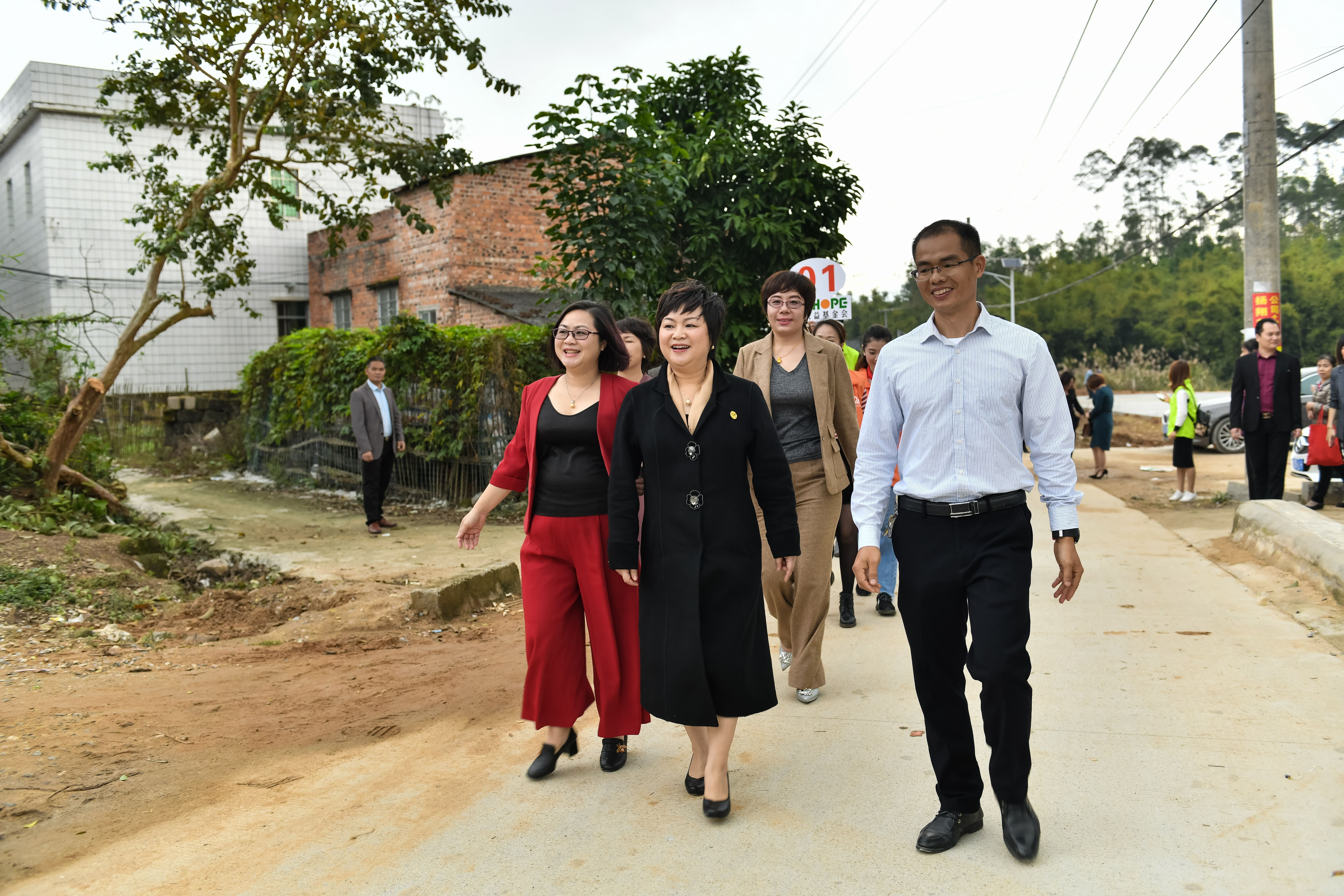 第184所  南宁市宾阳县思陇镇昆仑村必一网页版登录入口韦玲小学 第184所  南宁市宾阳县思陇镇昆仑村必一网页版登录入口韦玲小学